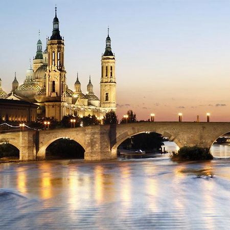 Ferienwohnung Zaragoza Y Sus 2 Catedrales Exterior foto