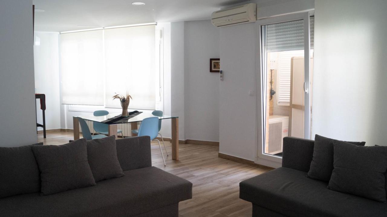 Ferienwohnung Zaragoza Y Sus 2 Catedrales Exterior foto